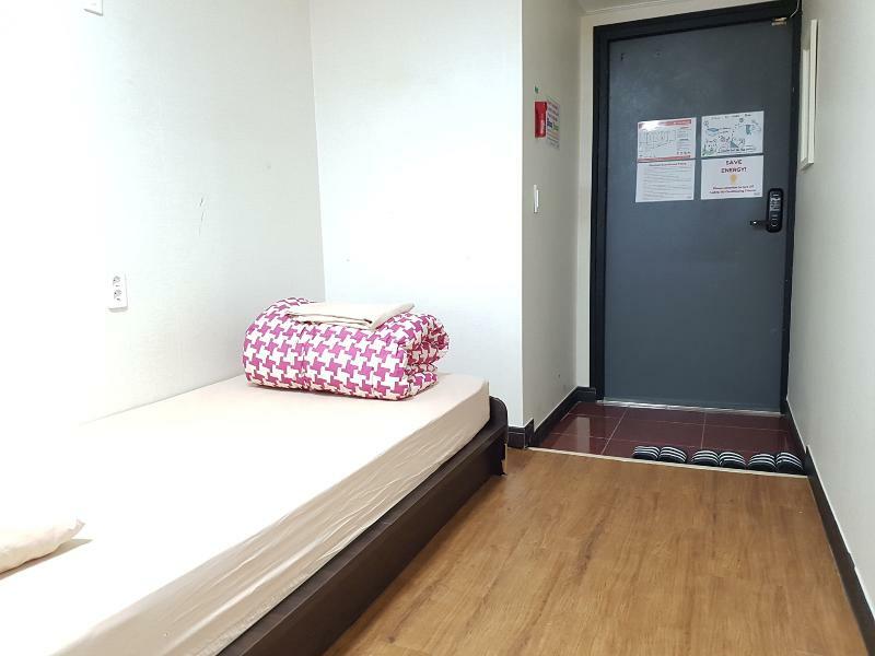 Kimchee Busan Downtown Guesthouse Екстер'єр фото